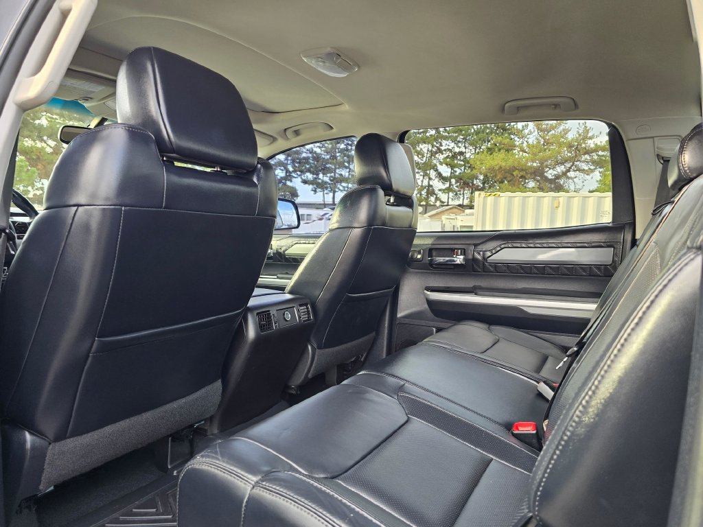 Used 2015 Toyota Tundra Platinum AWD/4WD image 12