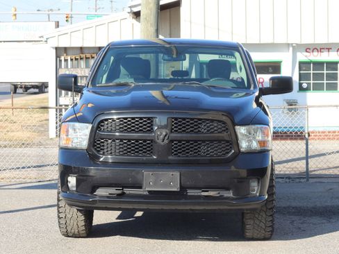 Used 2016 RAM 1500 Express w/ Popular Equipment Group AWD/4WD image 2