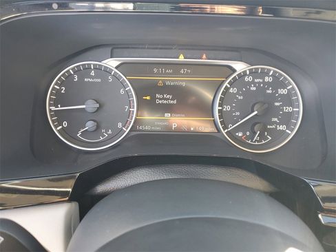 Used 2023 Nissan Pathfinder SV image 32