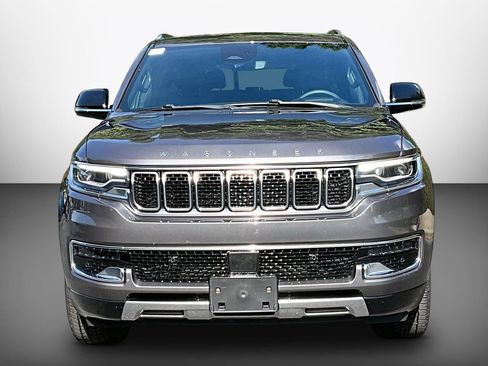 Certified 2024 Jeep Wagoneer Series III AWD/4WD image 3