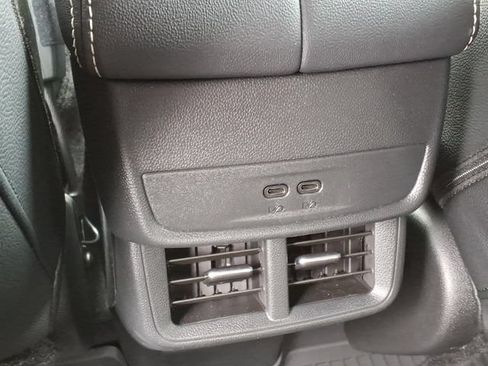 New 2026 GMC Terrain Elevation w/ Technology Package II AWD/4WD image 10