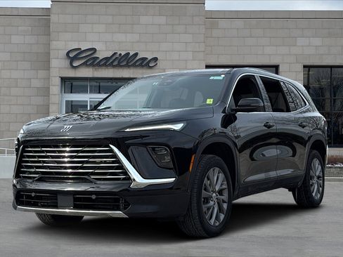 Used 2025 Buick Enclave Preferred image 5