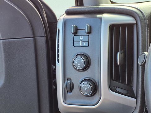 Used 2015 GMC Sierra 1500 SLE w/ SLE Value Package image 14