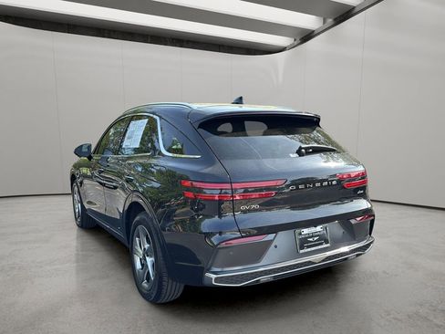 Certified 2026 Genesis GV70 2.5T AWD/4WD image 3