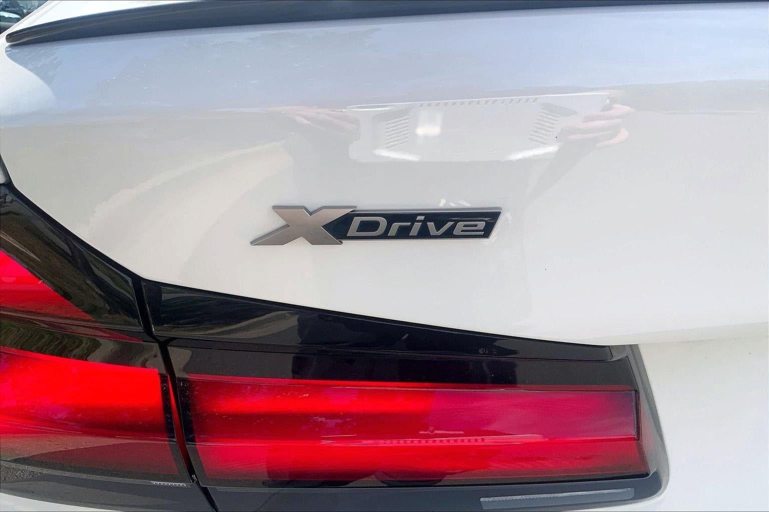 Used 2023 BMW M550i xDrive w/ Parking Assistance Package AWD/4WD image 8