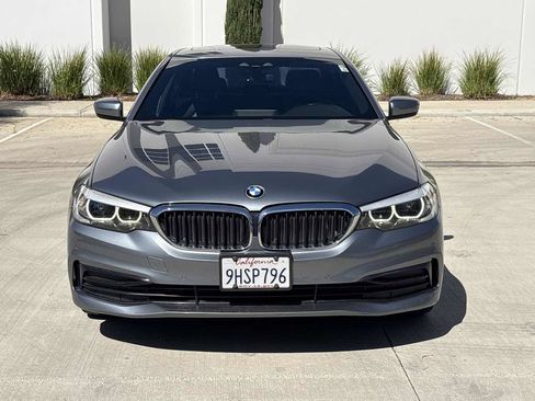 Used 2019 BMW 530i w/ Convenience Package RWD image 8