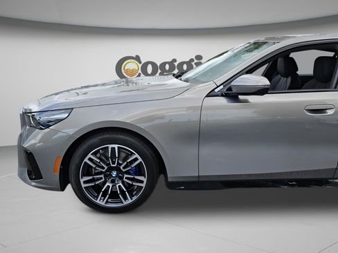 New 2026 BMW 530i w/ M Sport Package RWD image 34