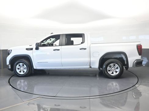 Used 2024 GMC Sierra 1500 Pro w/ Pro Value Package image 3