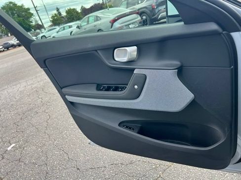 Used 2022 Polestar Polestar 2 w/ Performance Package AWD/4WD image 16