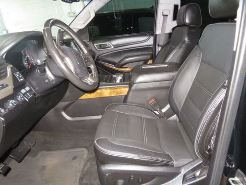 Used 2016 GMC Yukon Denali w/ Open Road Package image 18