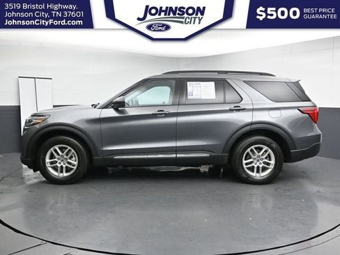 Certified 2025 Ford Explorer Active AWD/4WD image 6