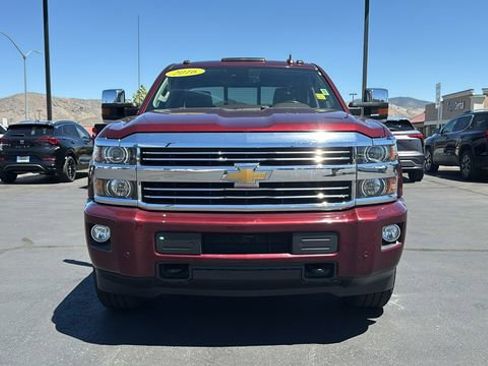 Used 2016 Chevrolet Silverado 2500 High Country image 8