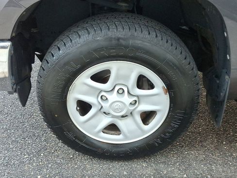 Used 2019 Toyota Tundra SR5 image 10