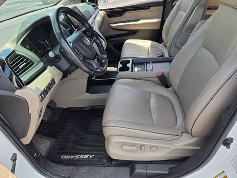 Used 2022 Honda Odyssey Elite image 10