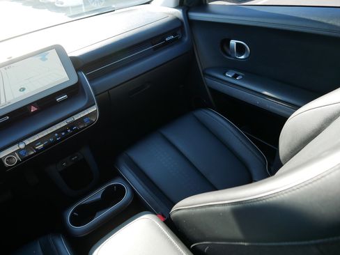 Certified 2023 Hyundai Ioniq 5 SEL AWD/4WD image 11