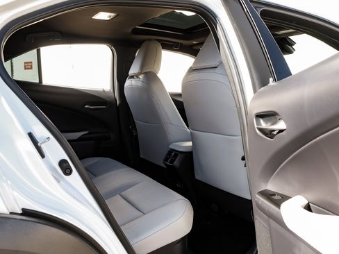 Used 2021 Lexus UX 250h w/ Premium Package image 37