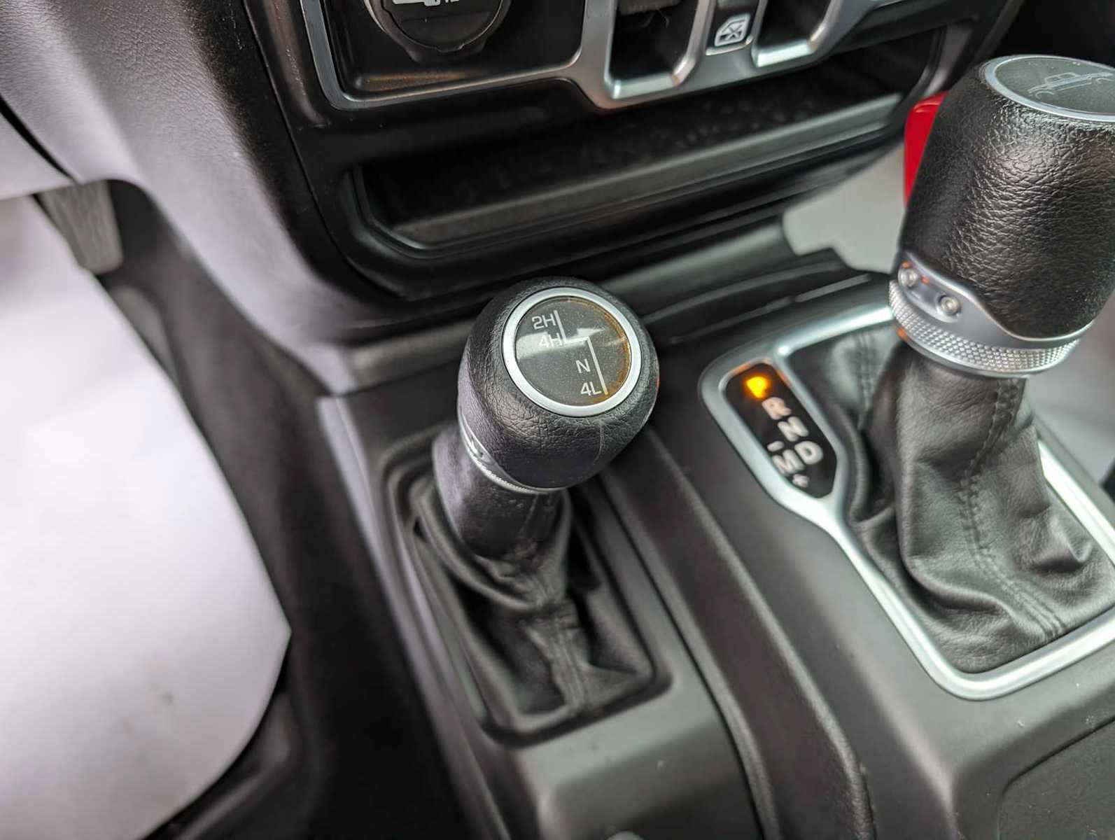 Used 2020 Jeep Gladiator Sport w/ Quick Order Package 24S AWD/4WD image 29