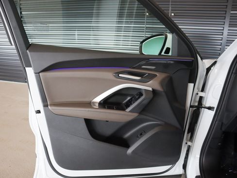 Certified 2025 Audi Q5 Premium Plus w/ Premium Plus image 28