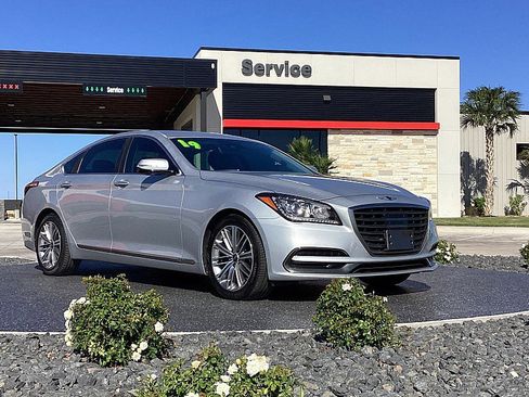 Used 2019 Genesis G80 3.8 image 3
