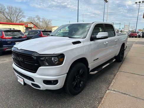 Used 2020 RAM 1500 Big Horn AWD/4WD image 3