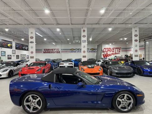 Used 2007 Chevrolet Corvette Convertible w/ Preferred Equipment Group RWD image 5