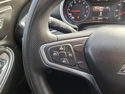 Used 2022 Chevrolet Malibu LT FWD image 21