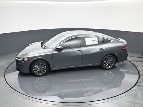 New 2026 Nissan Sentra SL w/ Floor Mat Package FWD image 28