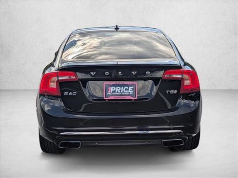 Used 2017 Volvo S60 T5 Inscription FWD image 7