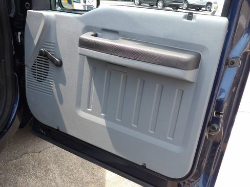 Used 2015 Ford F250 XL RWD image 22