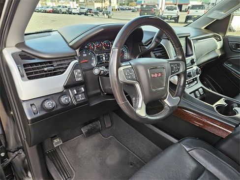 Used 2019 GMC Yukon SLT w/ Premium Edition image 21