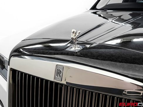 Used 2023 Rolls-Royce Cullinan AWD/4WD image 11