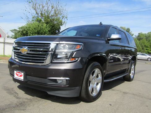 Used 2017 Chevrolet Tahoe Premier AWD/4WD image 5