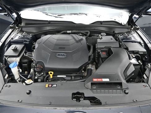 Used 2020 Kia Cadenza Technology image 12