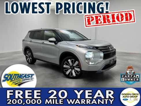 Used 2025 Mitsubishi Outlander SE FWD image 1