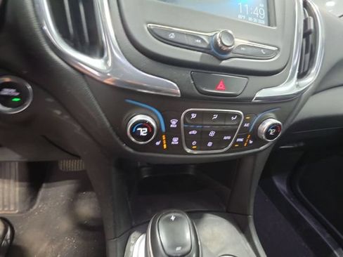 Used 2018 Chevrolet Equinox LT AWD/4WD image 10