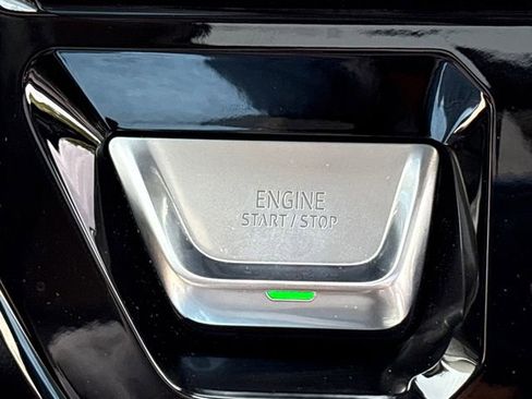 Used 2023 GMC Sierra 1500 Denali AWD/4WD image 36