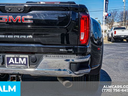 Used 2021 GMC Sierra 3500 SLE w/ SLE Value Package image 16