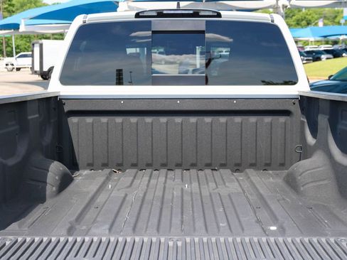 Used 2023 Nissan Titan PRO-4X w/ Off Road Protection Package AWD/4WD image 9