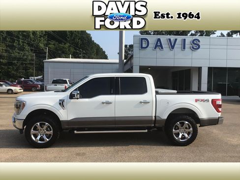 Used 2022 Ford F150 Lariat w/ Equipment Group 502A High AWD/4WD image 4