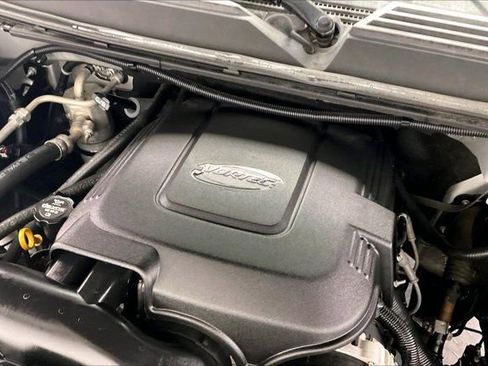 Used 2013 Chevrolet Avalanche LT AWD/4WD image 32