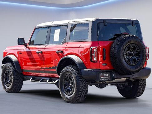 Used 2022 Ford Bronco Wildtrak image 5