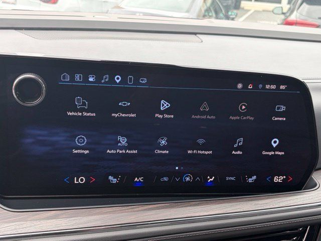 Used 2025 Chevrolet Suburban LT w/ Comfort Package AWD/4WD image 22
