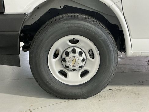 New 2025 Chevrolet Express 2500 w/ Driver Convenience Package image 20