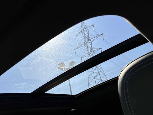 Certified 2024 Chevrolet Equinox EV LT w/ Active Safety Package 3 image 18