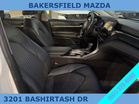 Used 2024 Toyota Camry SE image 17