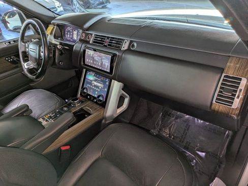 Used 2018 Land Rover Range Rover HSE image 23