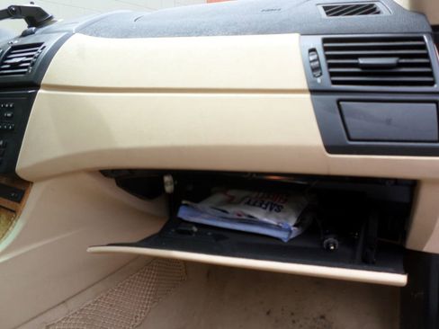 Used 2006 BMW X3 3.0i image 8