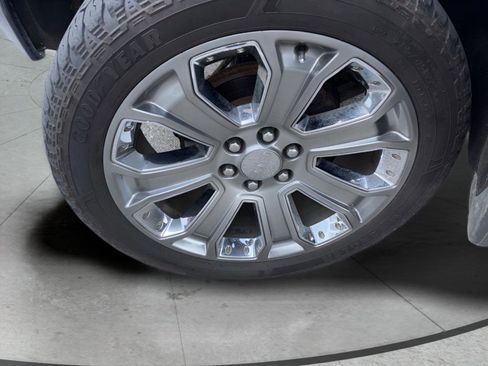 Used 2017 GMC Sierra 1500 Denali w/ Denali Ultimate Package image 44