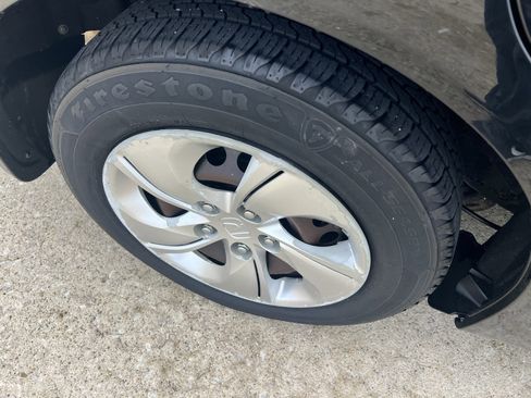 Used 2013 Honda Civic LX image 3