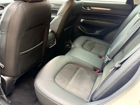Used 2017 MAZDA CX-5 Touring w/ Preferred Equipment Package AWD/4WD image 28